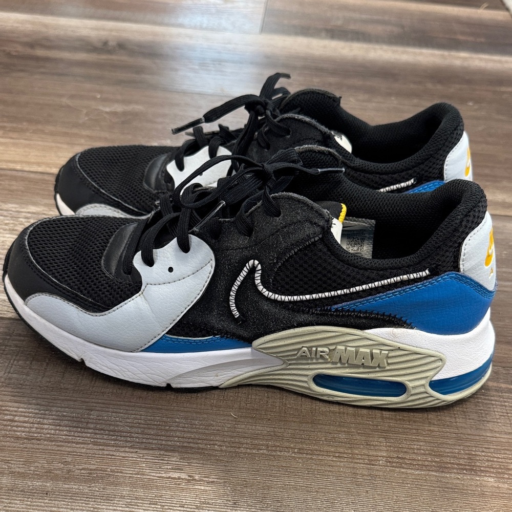 Nike Sneakers Black, Blue, White, some yellow Size 8- worn indoors only for ball